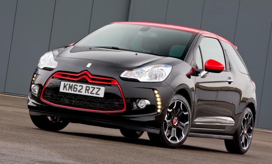  Citroen DS3 Red Special Editions 2013 года  (фото 14 из 15)